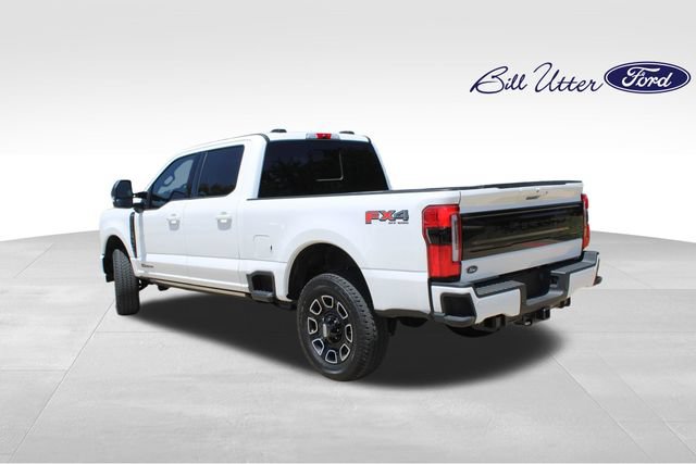 Certified 2025 Ford F250 Platinum w/ FX4 Off-Road Package AWD/4WD image 7