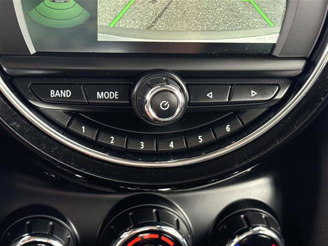 Used 2020 MINI Cooper 4-Door Hardtop FWD image 22