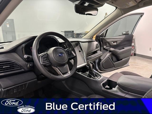 Used 2025 Subaru Outback Premium image 9