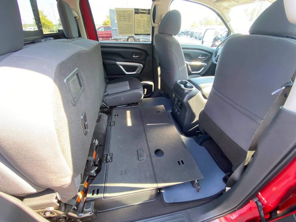 Used 2021 Nissan Titan SV w/ SV Convenience Package RWD image 28