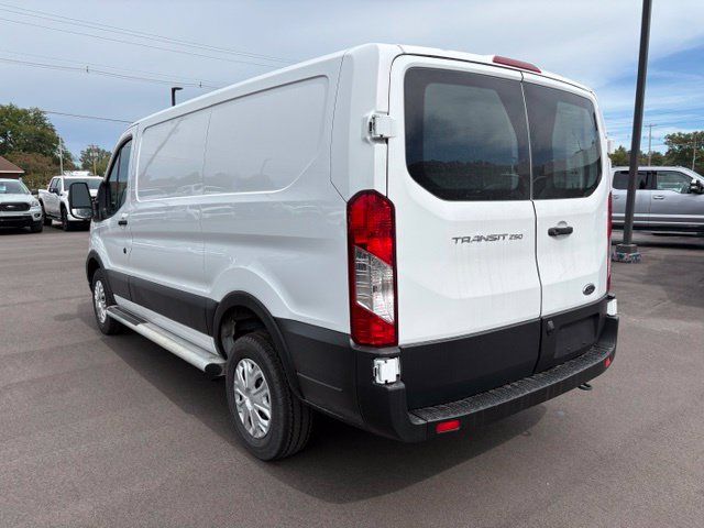 Certified 2025 Ford Transit 250 Low Roof w/ Exterior Upgrade Package RWD image 9