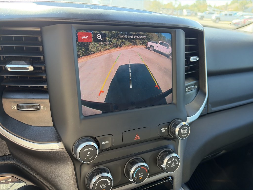 Used 2022 RAM 1500 Big Horn AWD/4WD image 23