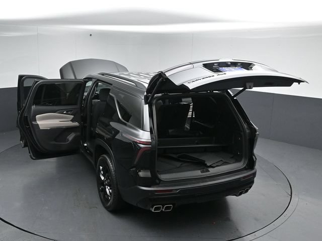 Used 2024 Chevrolet Traverse LT w/ Midnight/Sport Edition AWD/4WD image 56
