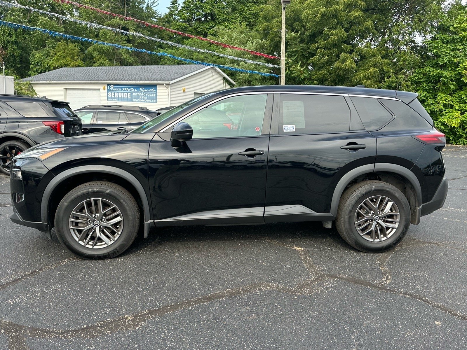Used 2021 Nissan Rogue S AWD/4WD image 4