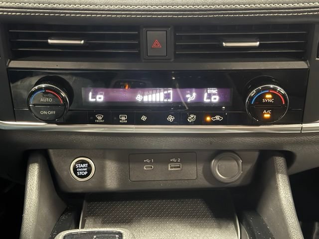 Used 2023 Nissan Rogue SV AWD/4WD image 28