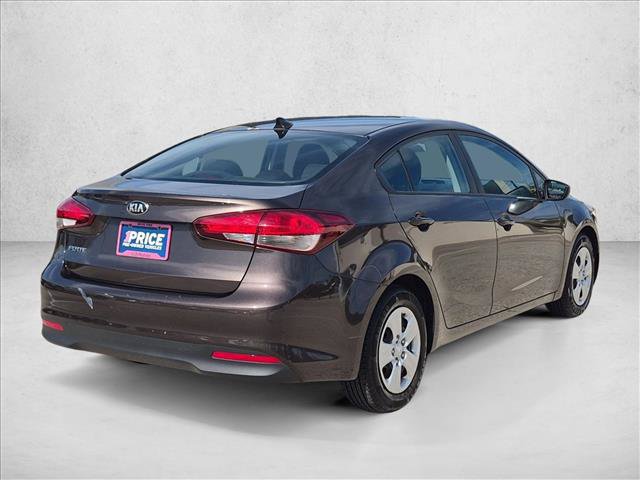 Used 2017 Kia Forte LX FWD image 5