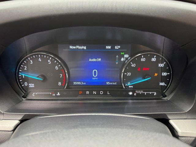 Certified 2022 Ford Explorer XLT w/ Equipment Group 202A image 16