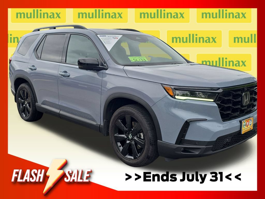 Used 2025 Honda Pilot Black Edition image 1
