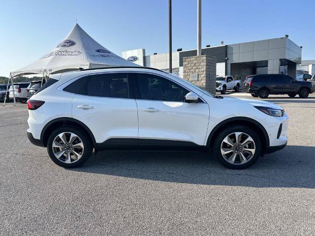 Certified 2024 Ford Escape Platinum w/ Premium Technology Package AWD/4WD image 3
