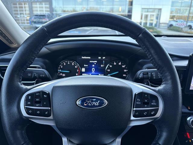 Certified 2021 Ford Explorer Limited w/ Equipment Group 301A image 30