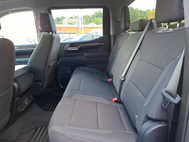 Used 2025 Chevrolet Silverado 1500 LT AWD/4WD image 28