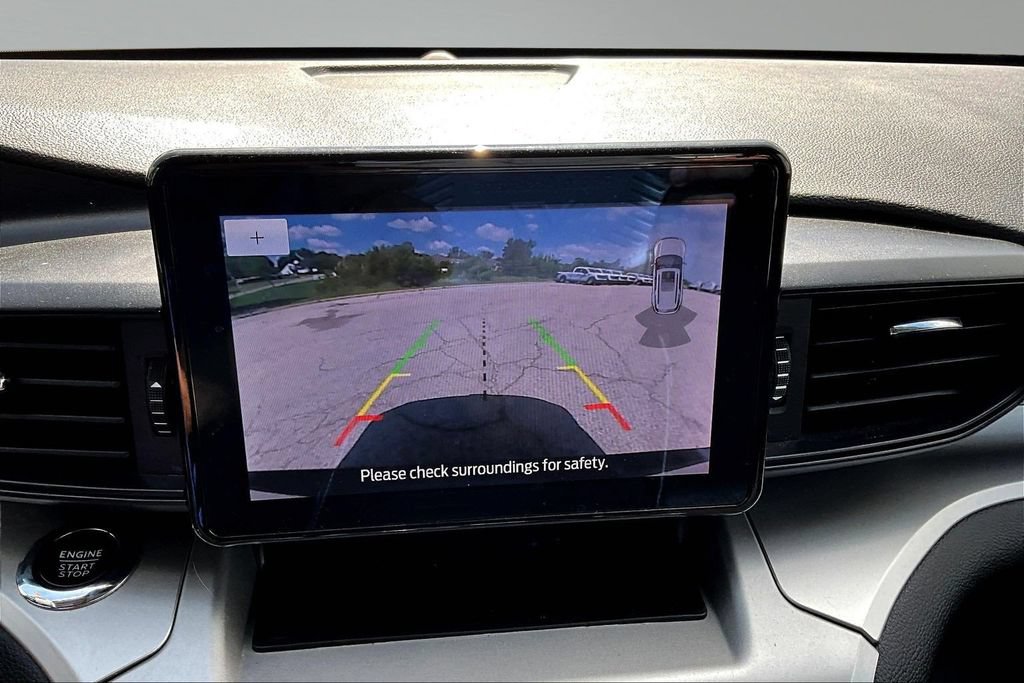 Certified 2022 Ford Explorer XLT AWD/4WD image 15