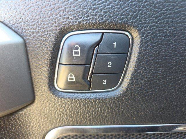 Certified 2018 Ford F350 Lariat w/ Lariat Ultimate Package AWD/4WD image 27