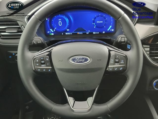 Certified 2022 Ford Escape Titanium w/ Class II Trailer Tow Package AWD/4WD image 26