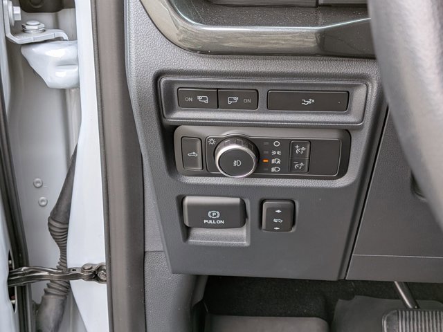 Certified 2022 Ford F150 XLT w/ Equipment Group 302A High image 17