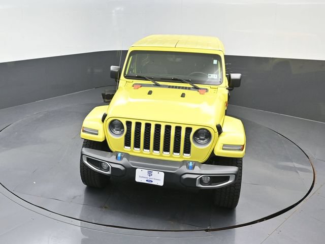 Used 2023 Jeep Wrangler Unlimited Sahara w/ Cold Weather Group AWD/4WD image 18