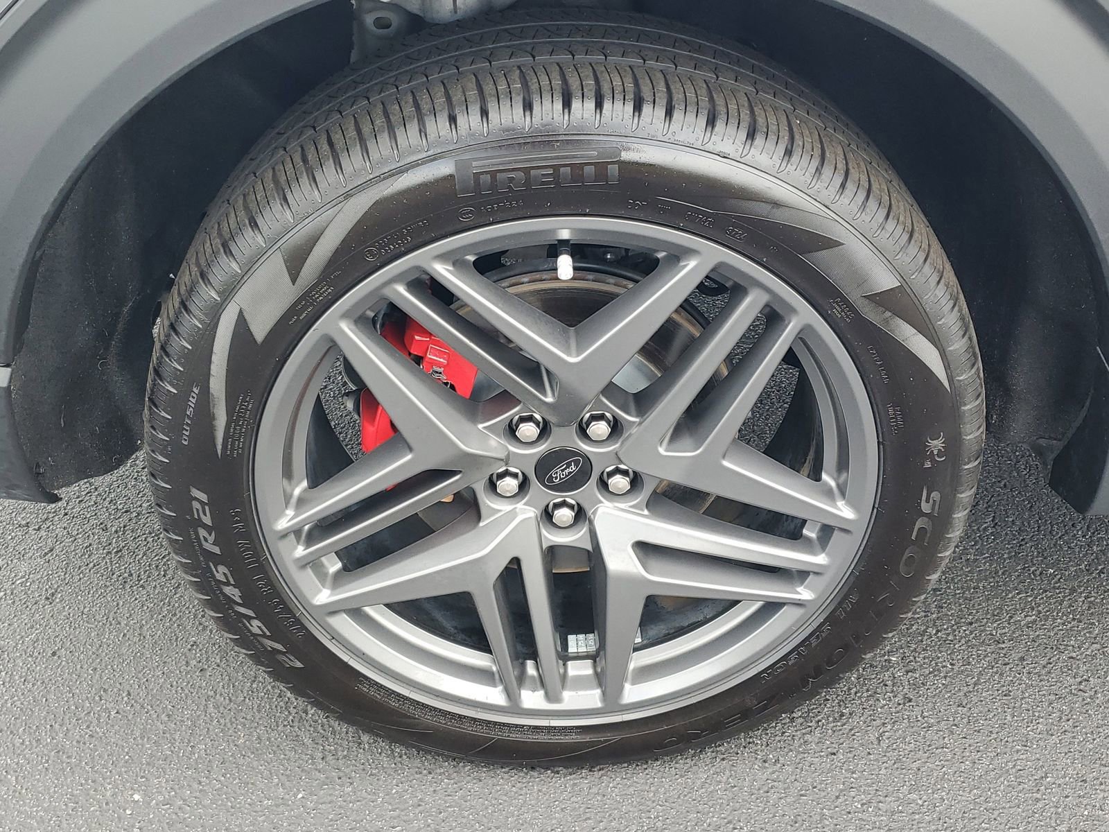 Certified 2025 Ford Explorer ST-Line w/ ST-Line Street Pack image 5