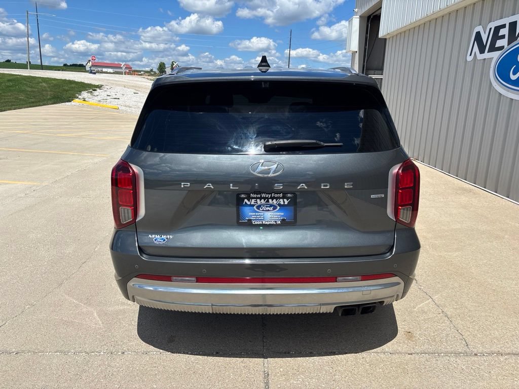 Used 2023 Hyundai Palisade Calligraphy AWD/4WD image 6