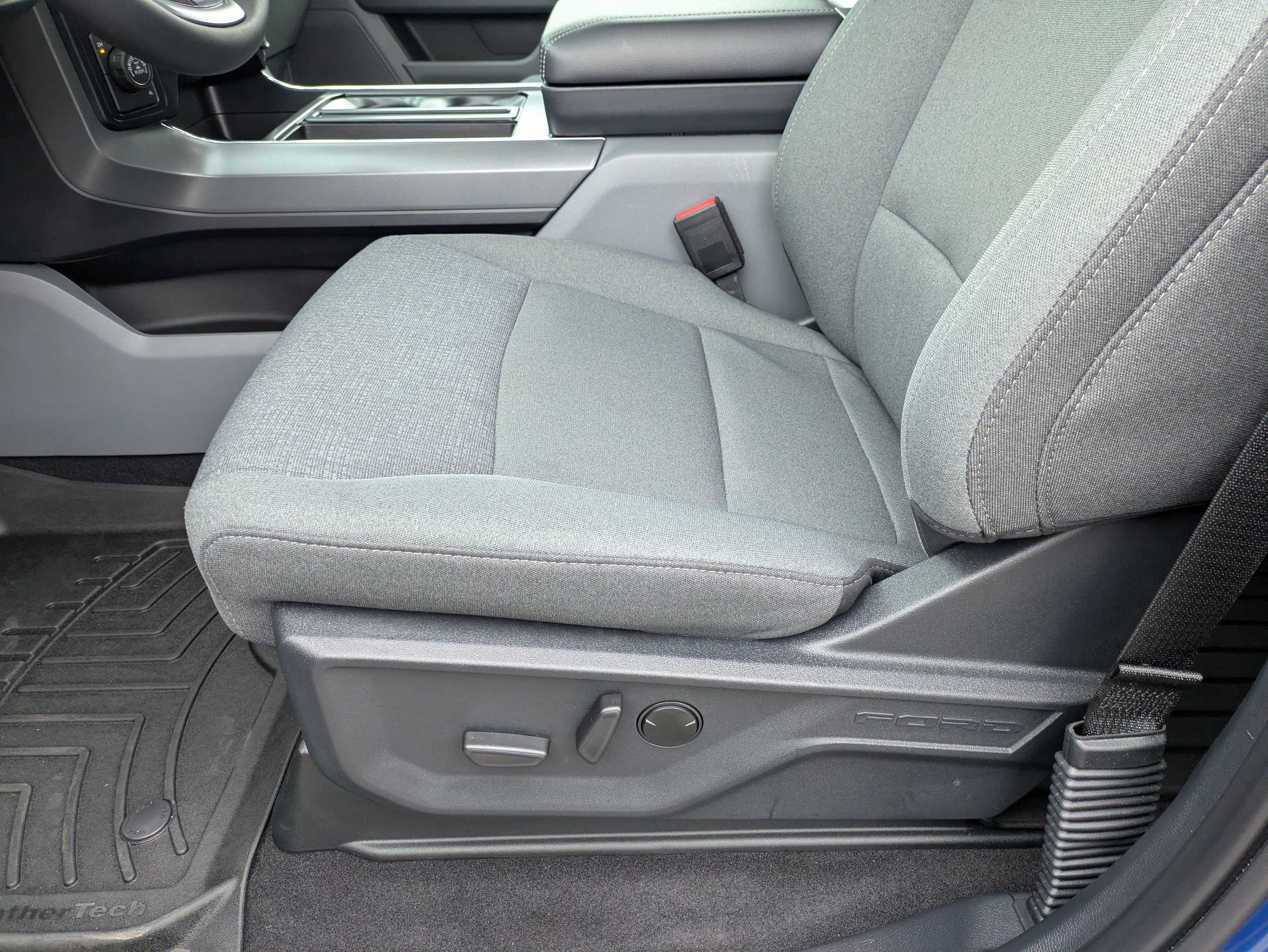 Certified 2025 Ford F150 XLT w/ Equipment Group 302A MID image 15