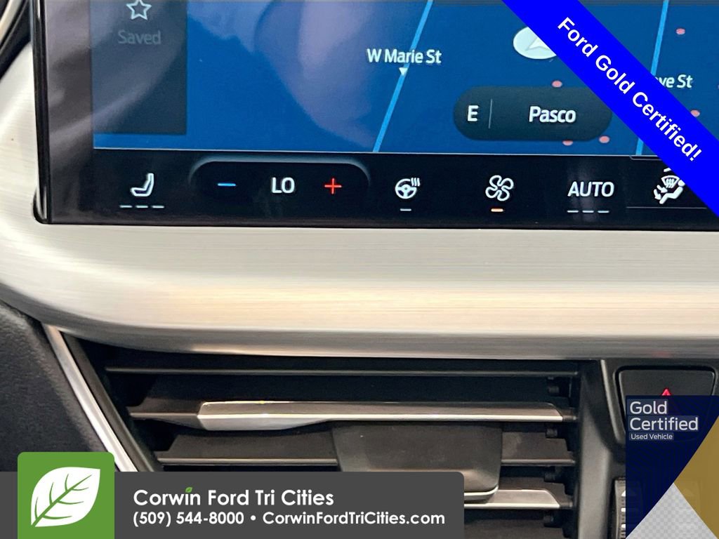 Certified 2025 Ford Escape Platinum AWD/4WD image 25