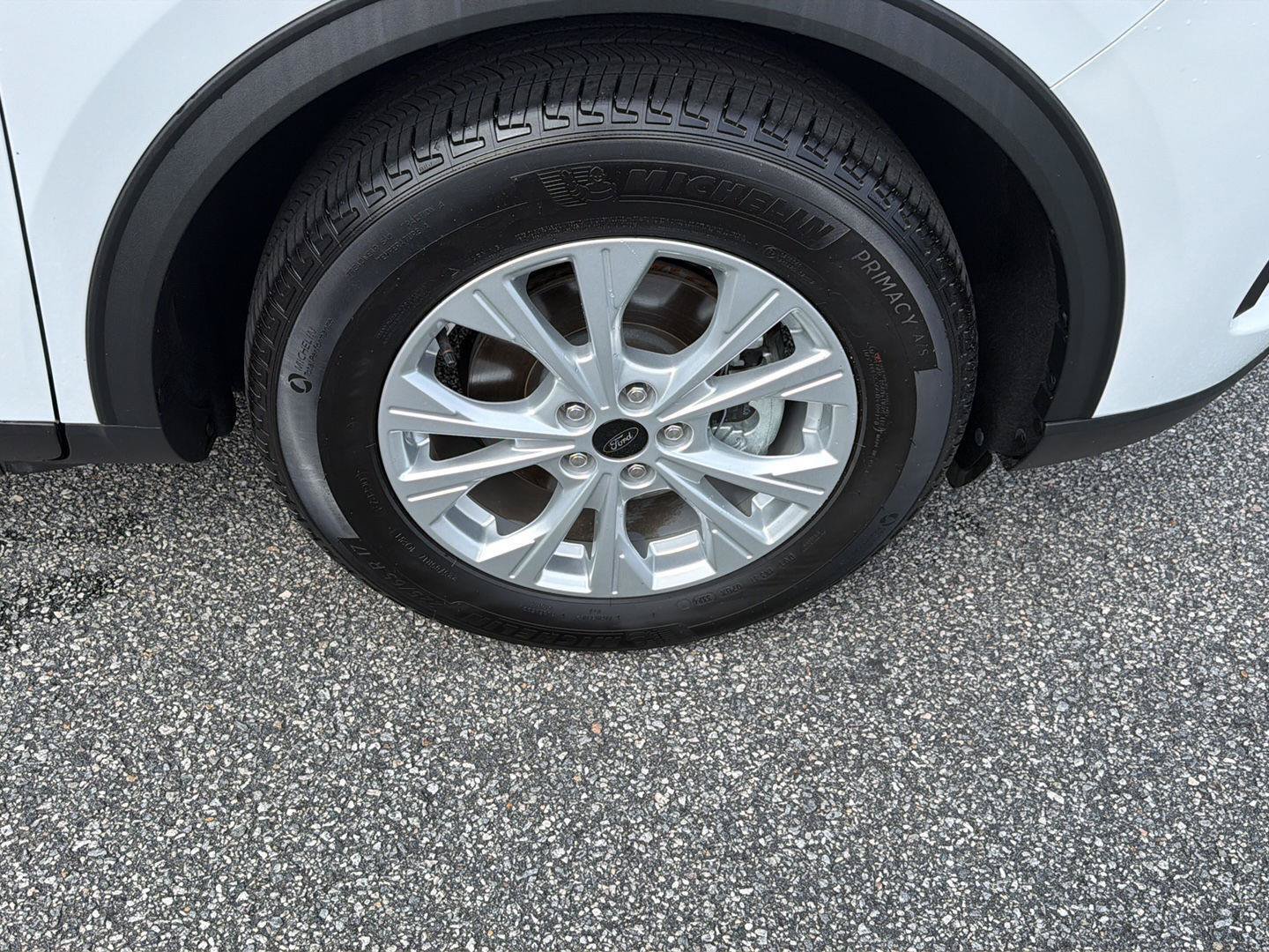 Certified 2025 Ford Escape Active w/ Cold Weather Package FWD image 40