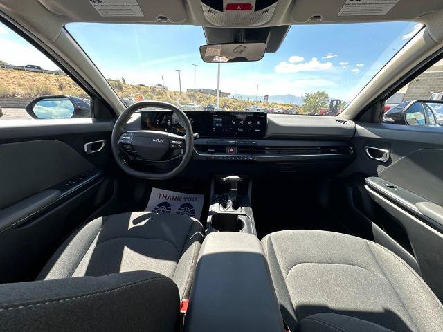 Used 2025 Kia K4 FWD image 29