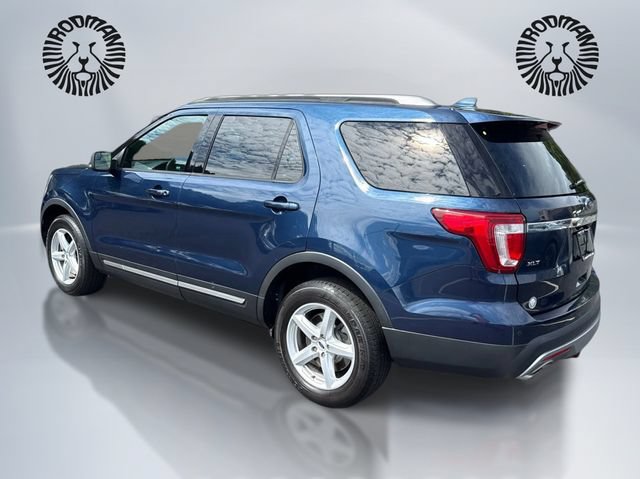 Certified 2017 Ford Explorer XLT w/ Equipment Group 202A AWD/4WD image 9