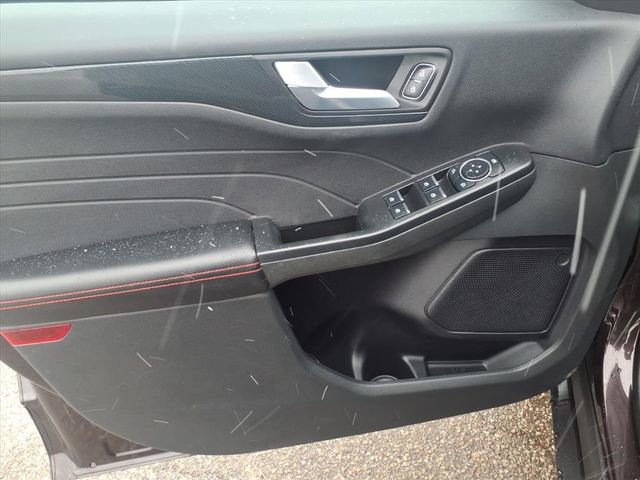 Certified 2023 Ford Escape ST-Line image 13