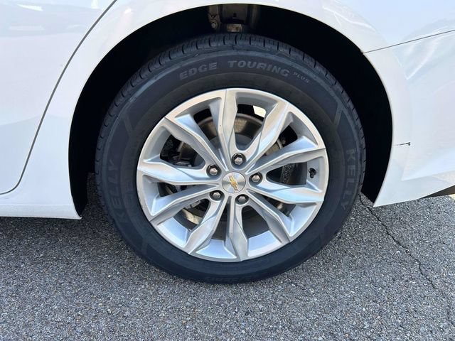 Used 2024 Chevrolet Malibu LT FWD image 3