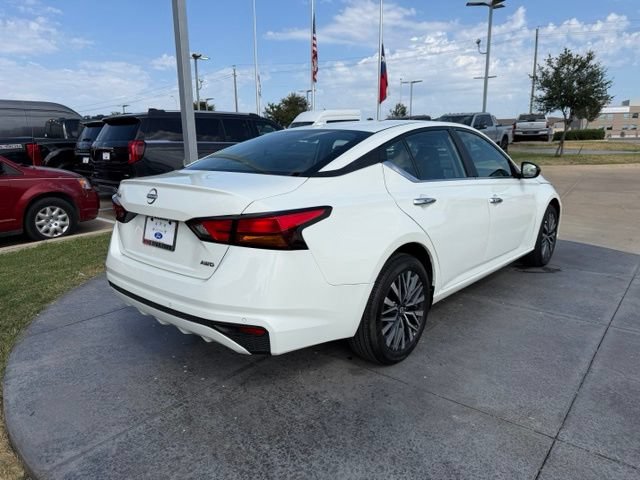 Used 2025 Nissan Altima 2.5 SV AWD/4WD image 7