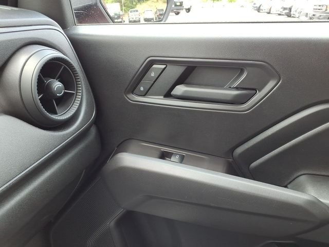 Used 2025 Chevrolet Colorado W/T w/ Advanced Trailering Package RWD image 33