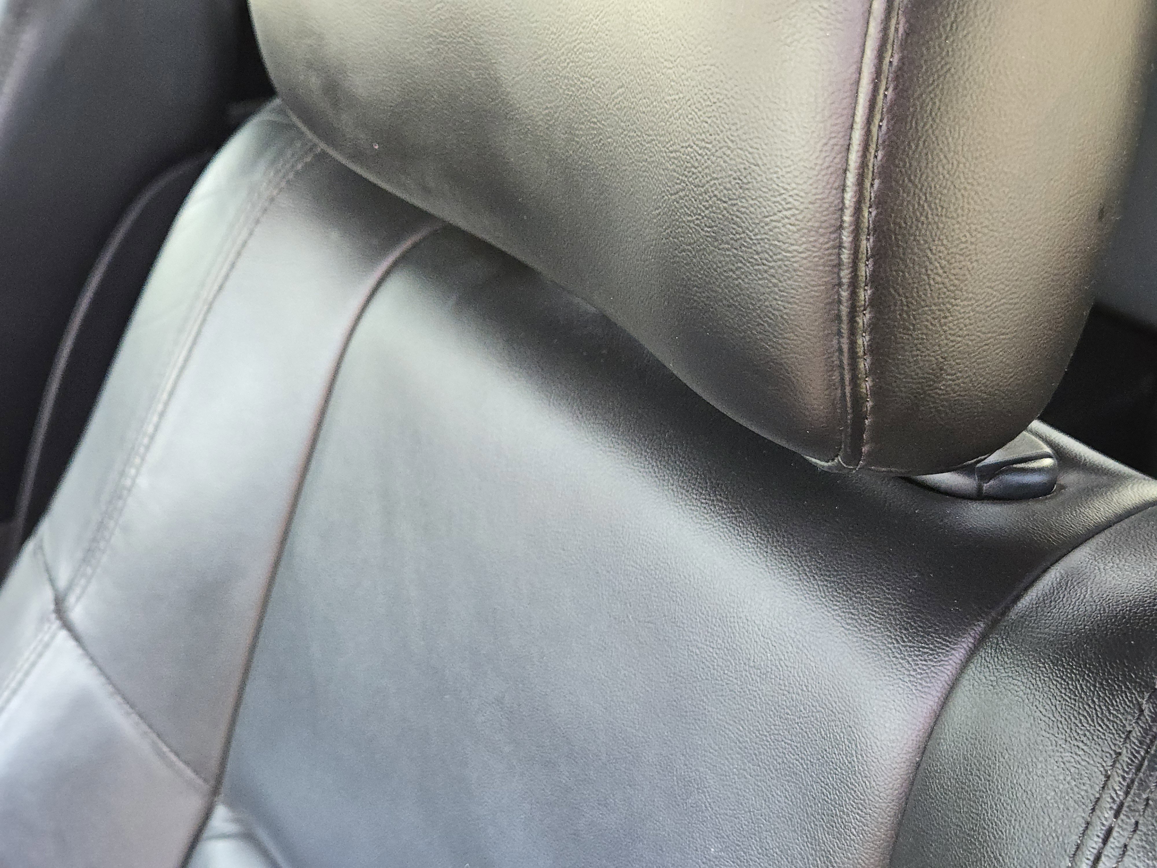 Used 2021 Jeep Grand Cherokee Limited image 16