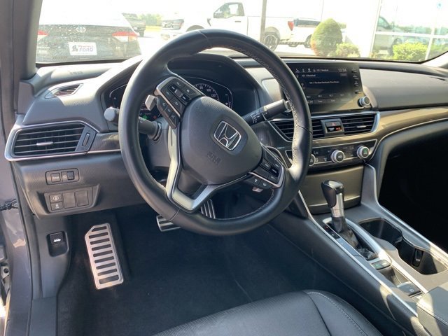 Used 2019 Honda Accord Sport image 10