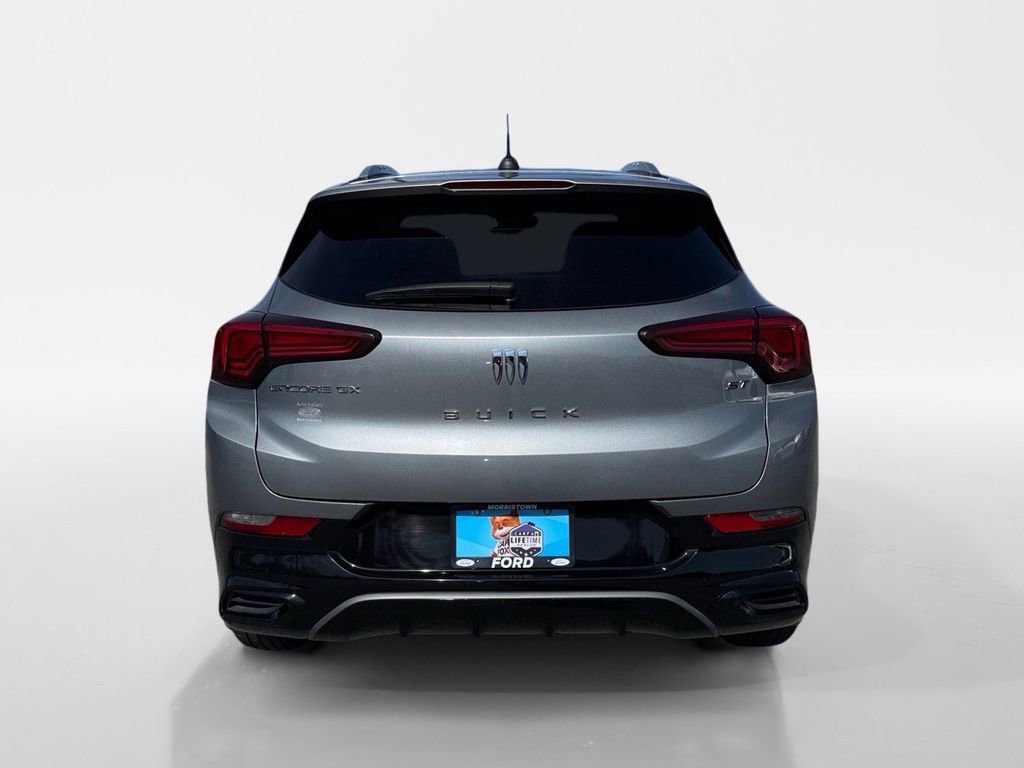 Used 2024 Buick Encore GX Sport Touring image 3