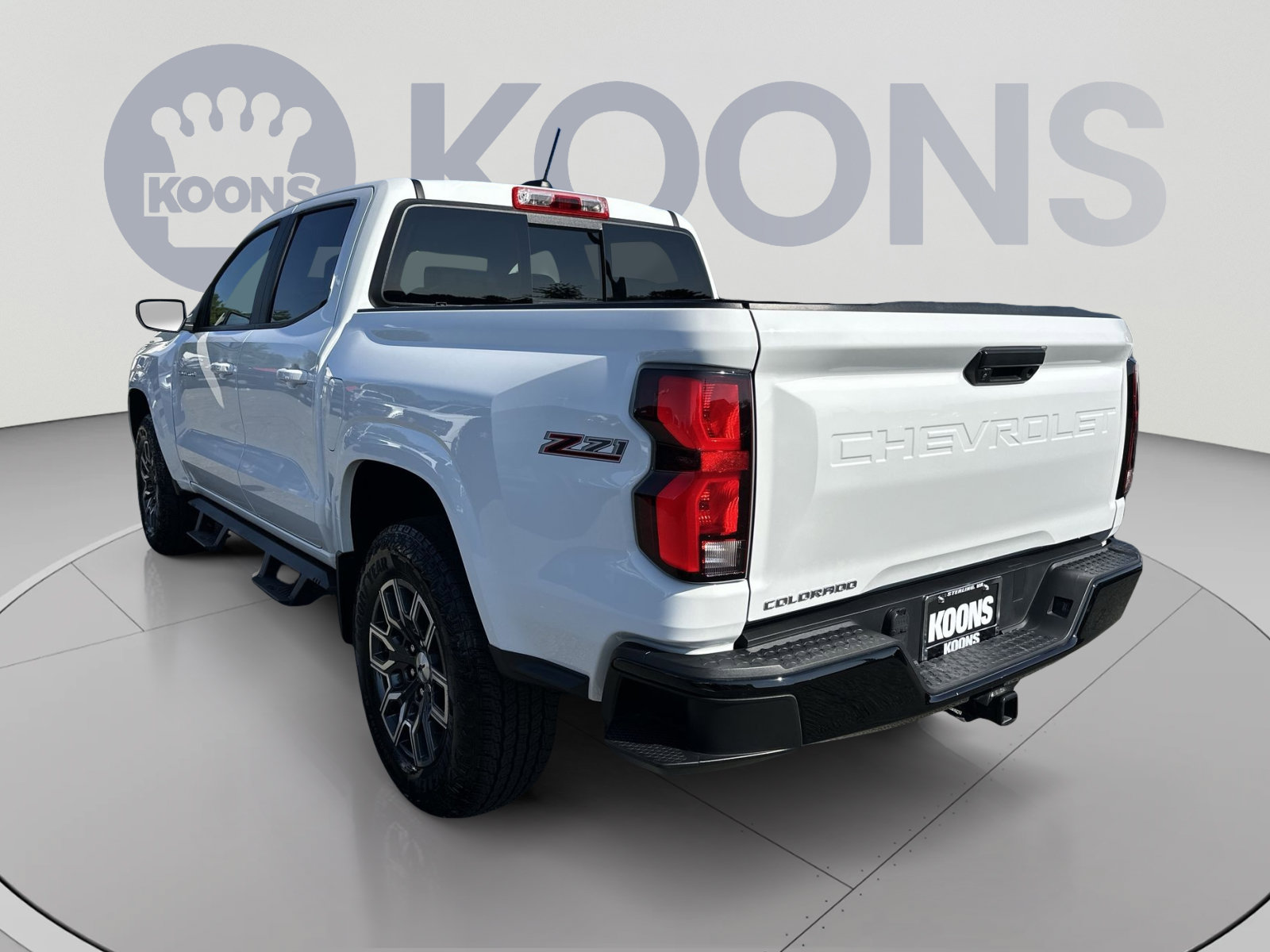 Used 2024 Chevrolet Colorado Z71 w/ Z71 Convenience Package 2 AWD/4WD image 8