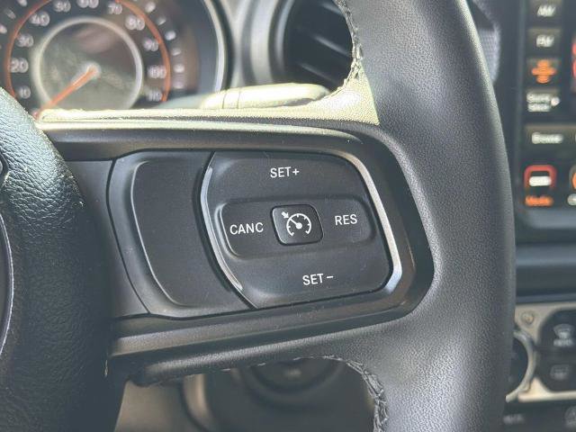 Used 2023 Jeep Gladiator Willys image 11