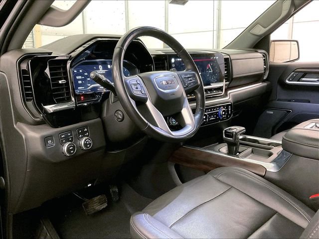 Used 2022 GMC Sierra 1500 SLT w/ SLT Premium Plus Package AWD/4WD image 12