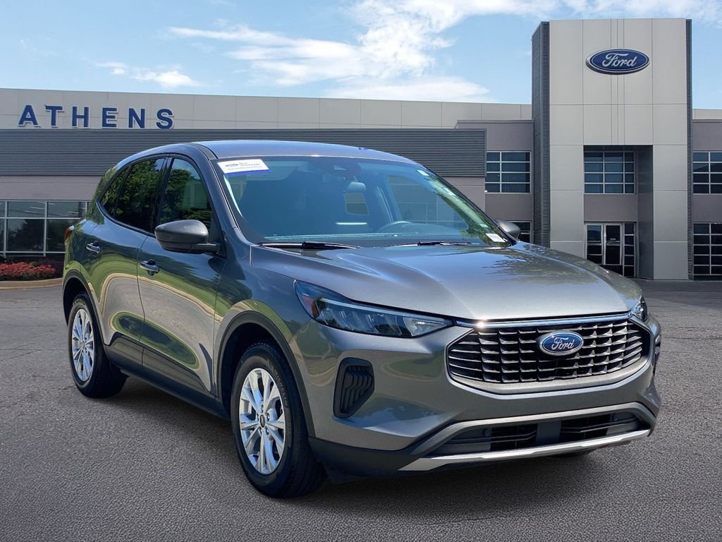 Certified 2025 Ford Escape Active FWD image 1