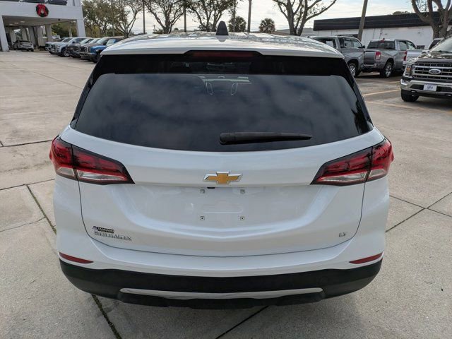 Used 2023 Chevrolet Equinox LT image 3