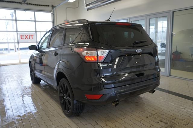 Certified 2017 Ford Escape SE w/ Equipment Group 201A image 10