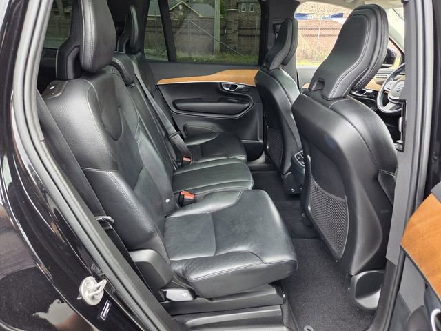 Used 2022 Volvo XC90 T5 Momentum AWD/4WD image 16