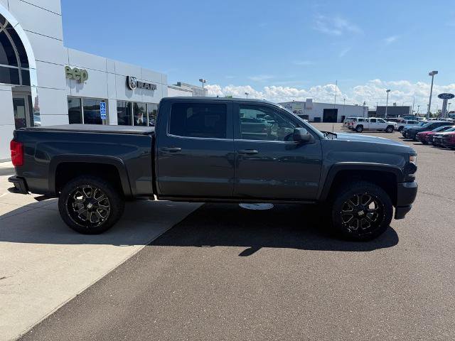 Used 2017 Chevrolet Silverado 1500 LTZ Z71 w/ LTZ Plus Package AWD/4WD image 9