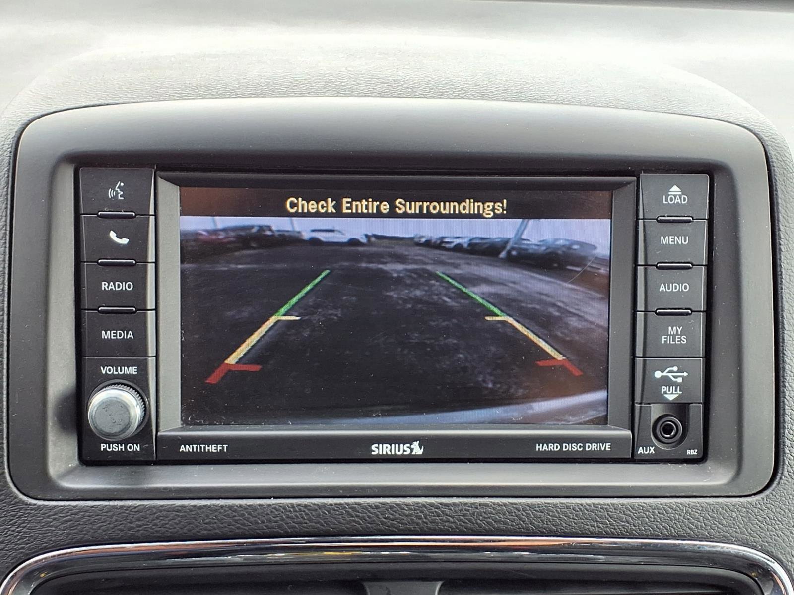 Used 2018 Dodge Grand Caravan SE image 12