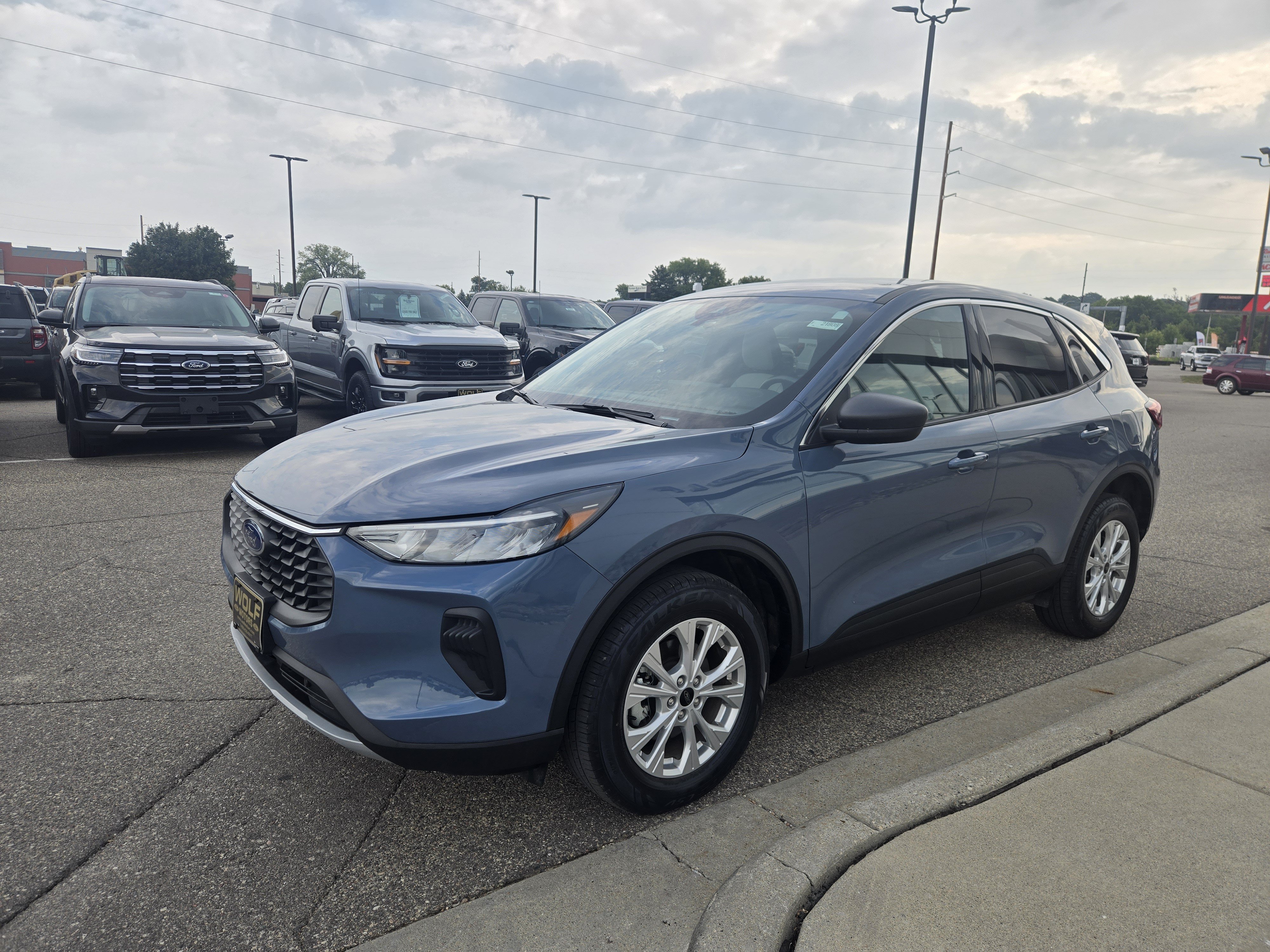 Certified 2024 Ford Escape Active w/ Tech Pack #1 AWD/4WD image 3