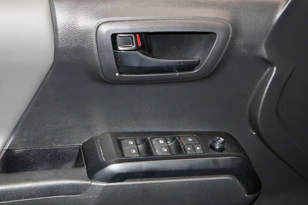 Used 2023 Toyota Tacoma SR AWD/4WD image 22