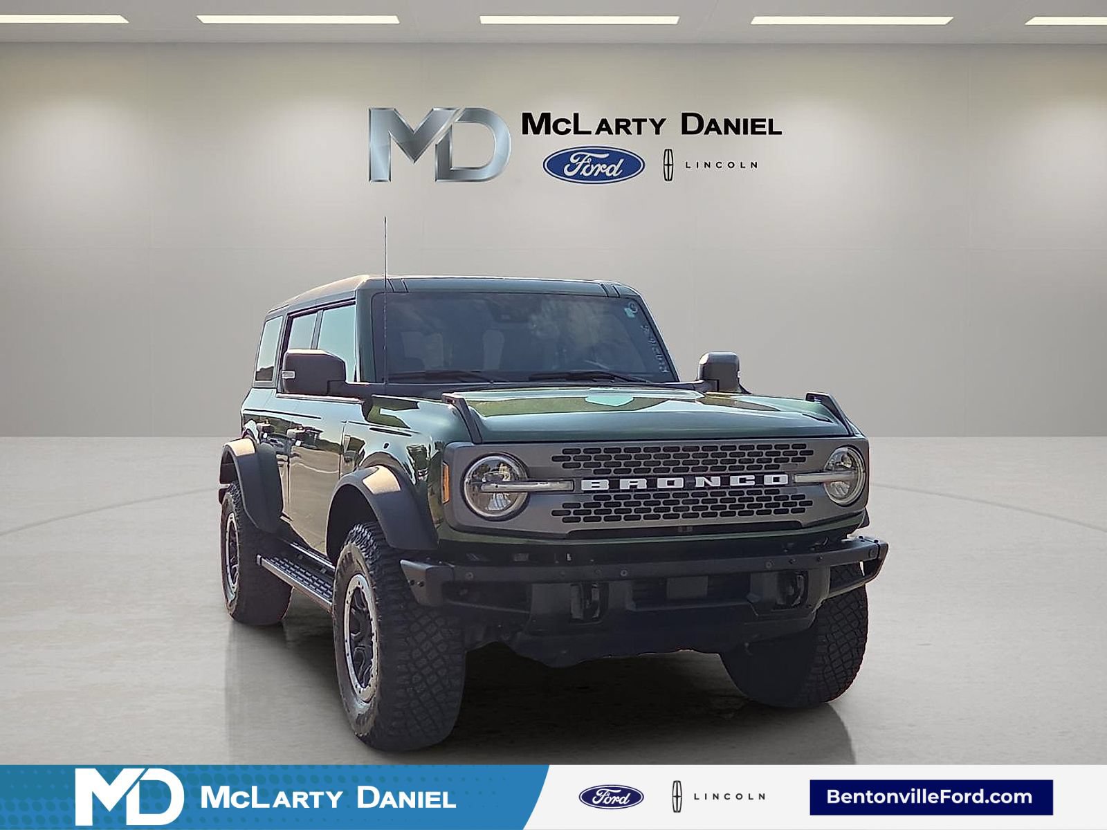 Certified 2024 Ford Bronco Badlands AWD/4WD image 1