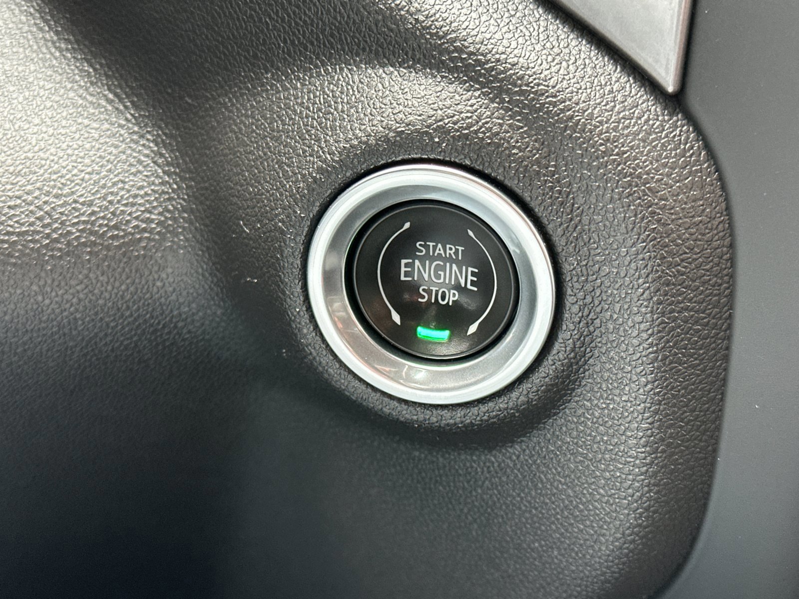 Used 2023 Chevrolet Silverado 1500 Custom image 21