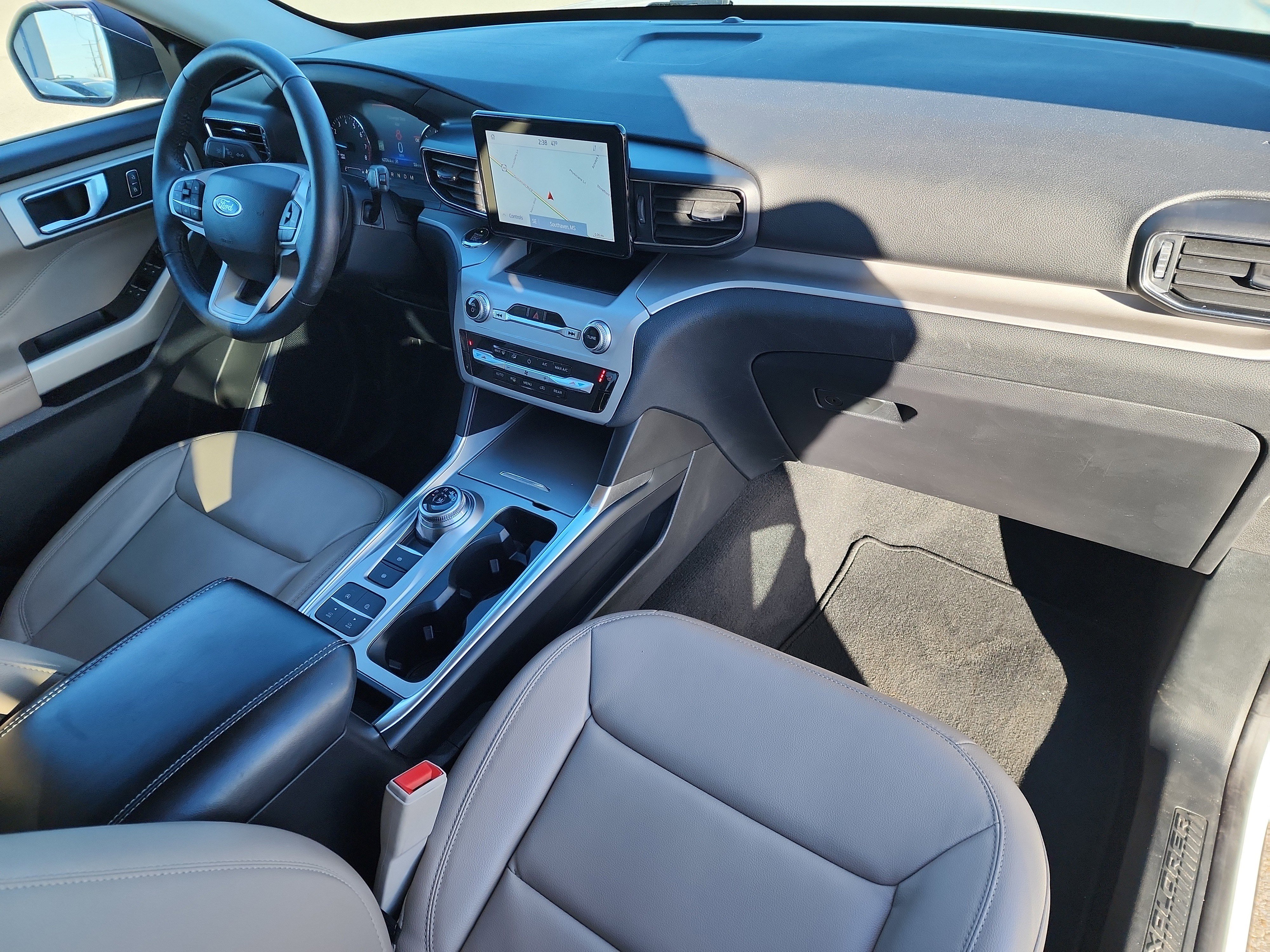 Certified 2020 Ford Explorer XLT w/ Equipment Group 202A image 18