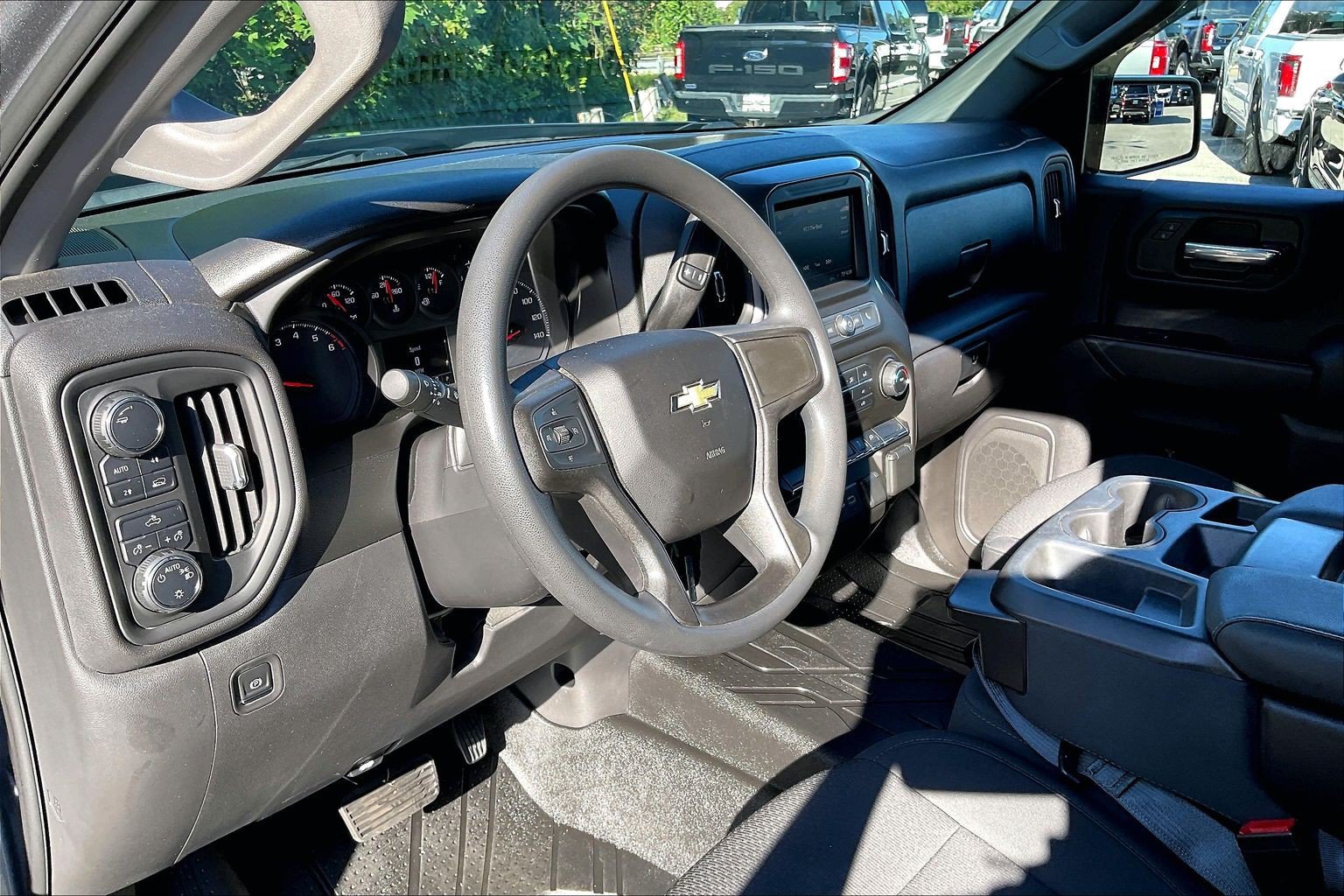 Used 2021 Chevrolet Silverado 1500 Custom AWD/4WD image 14