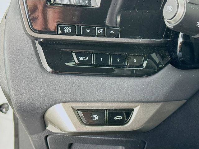 Used 2023 Lexus RX 350 Premium w/ Accessory Package AWD/4WD image 10
